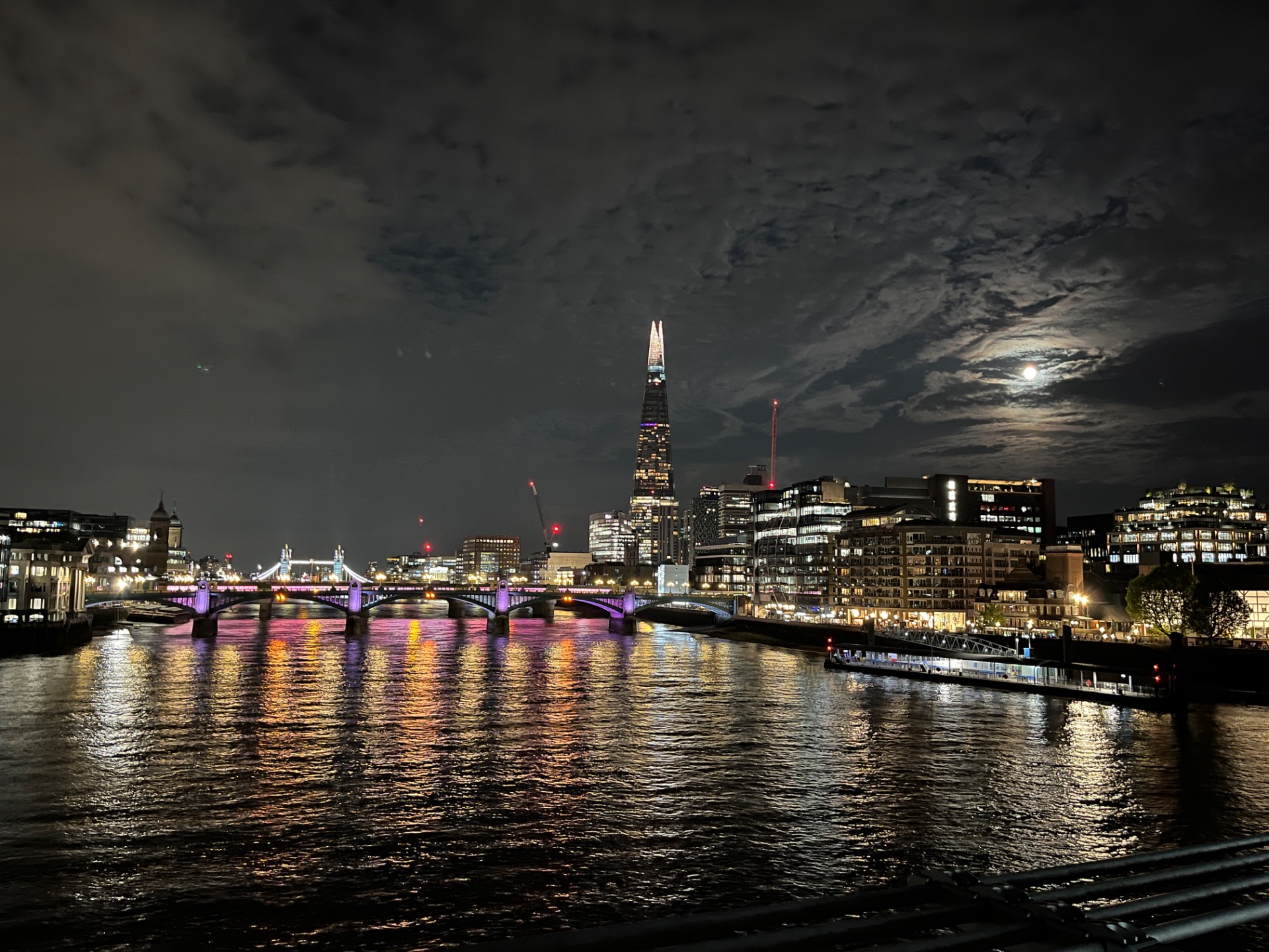 Eget foto, The Shard set fra Millenium Bridge 2026